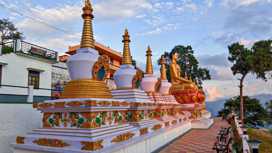 Geden Tharpa Choling Monastery, Kalimpong, West Bengal - Vushii.com Geden Tharpa Choling Monastery, Kalimpong, West Bengal - Vushii.com